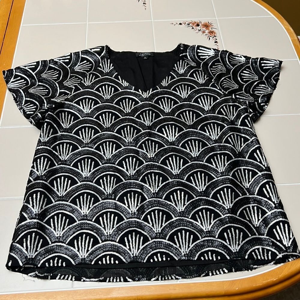 Tahari Sequin Blouse Size Medium